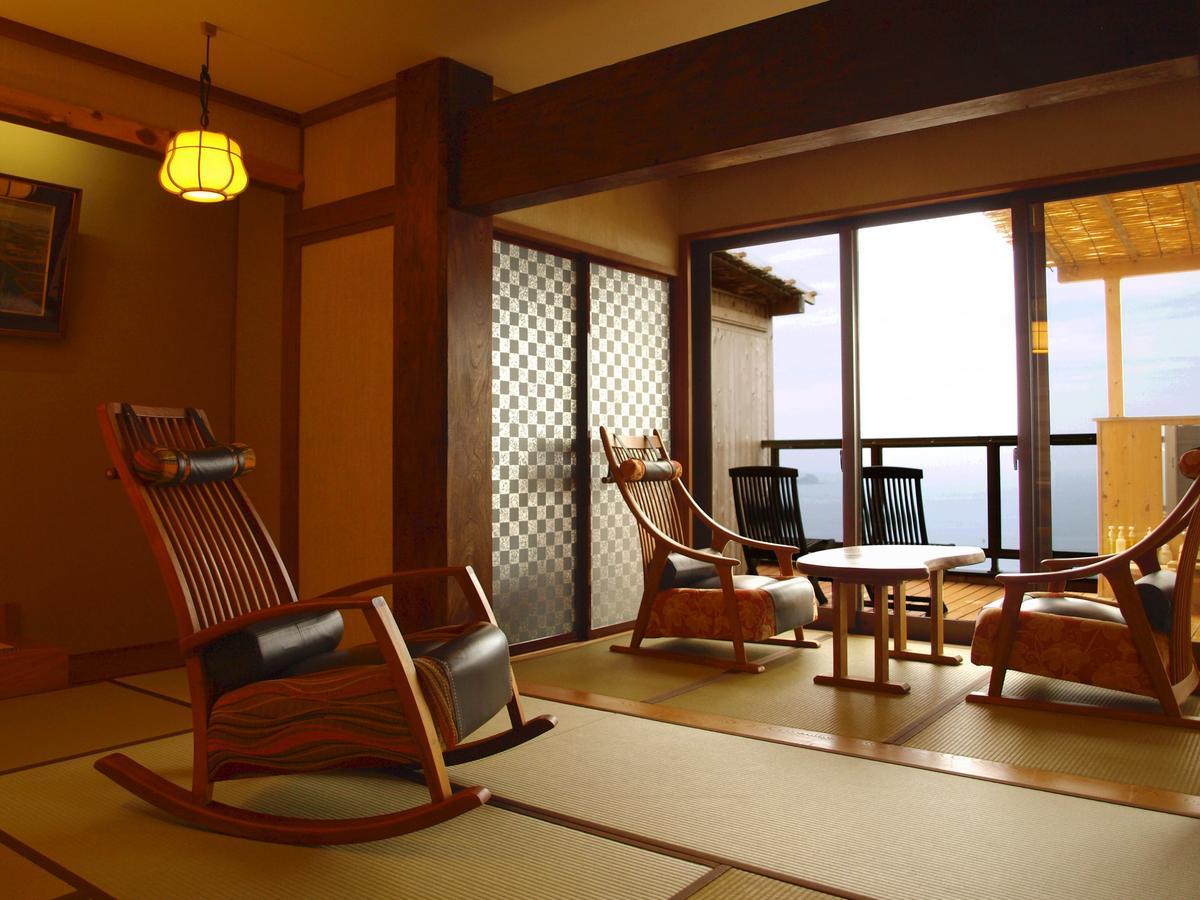 Chikurinan Mizuno Hotel Атами Екстериор снимка